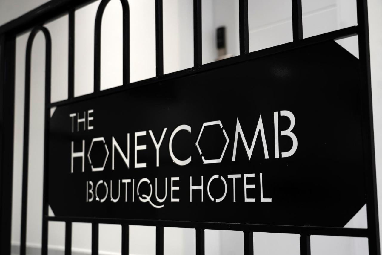 גולם The Honeycomb Boutique Hotel מראה חיצוני תמונה