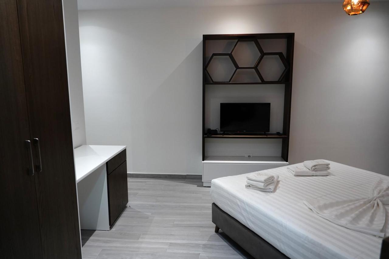גולם The Honeycomb Boutique Hotel מראה חיצוני תמונה