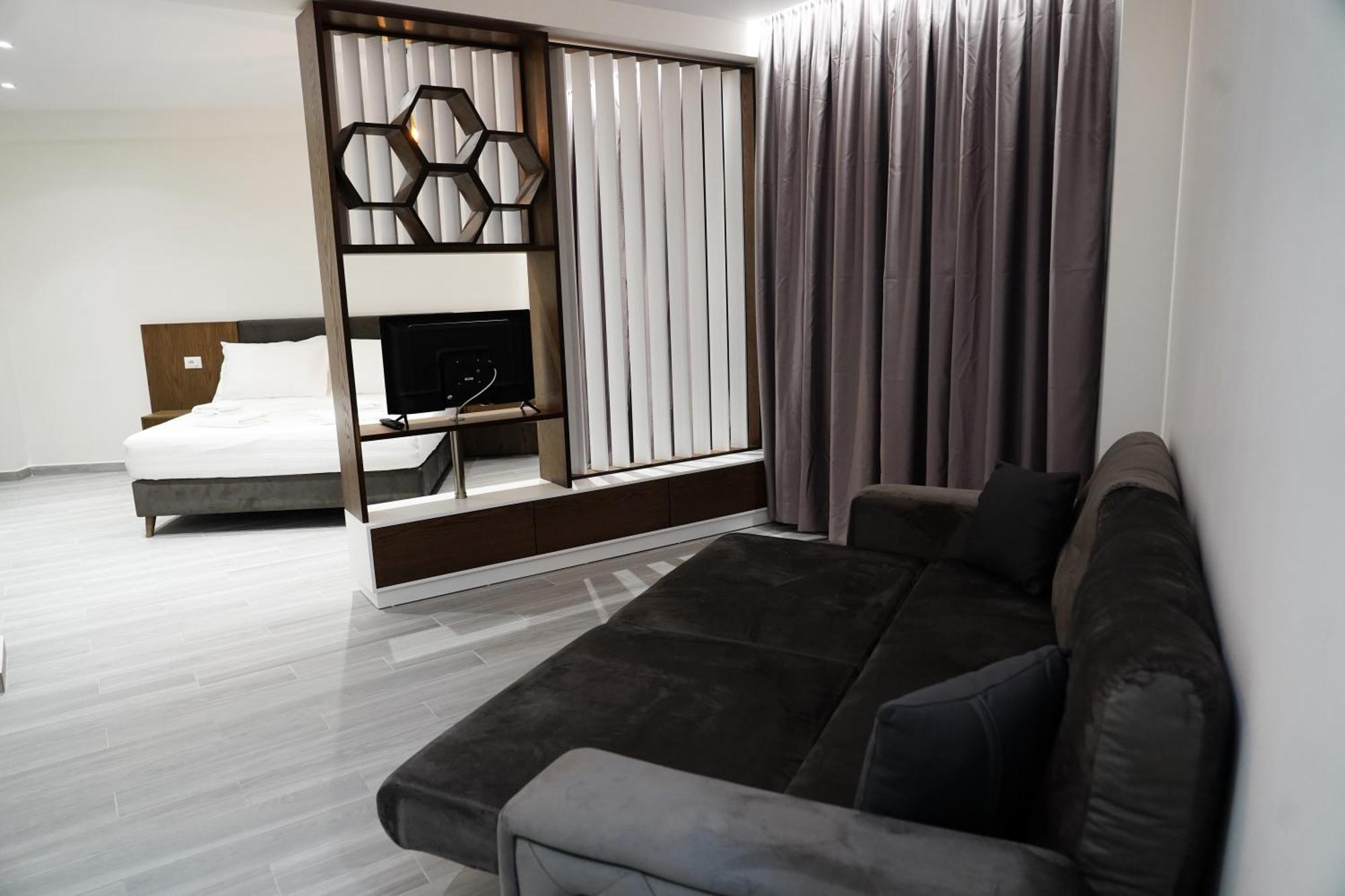 גולם The Honeycomb Boutique Hotel מראה חיצוני תמונה