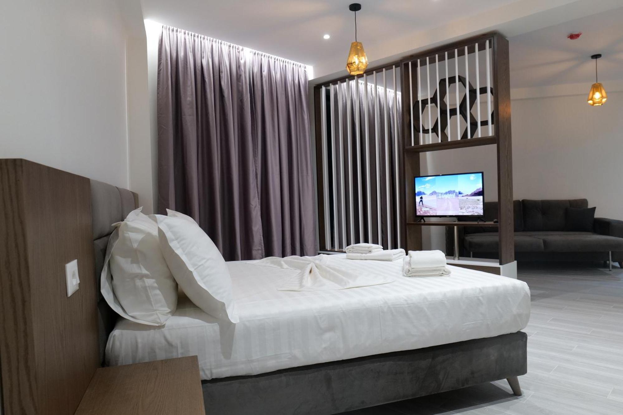 גולם The Honeycomb Boutique Hotel מראה חיצוני תמונה